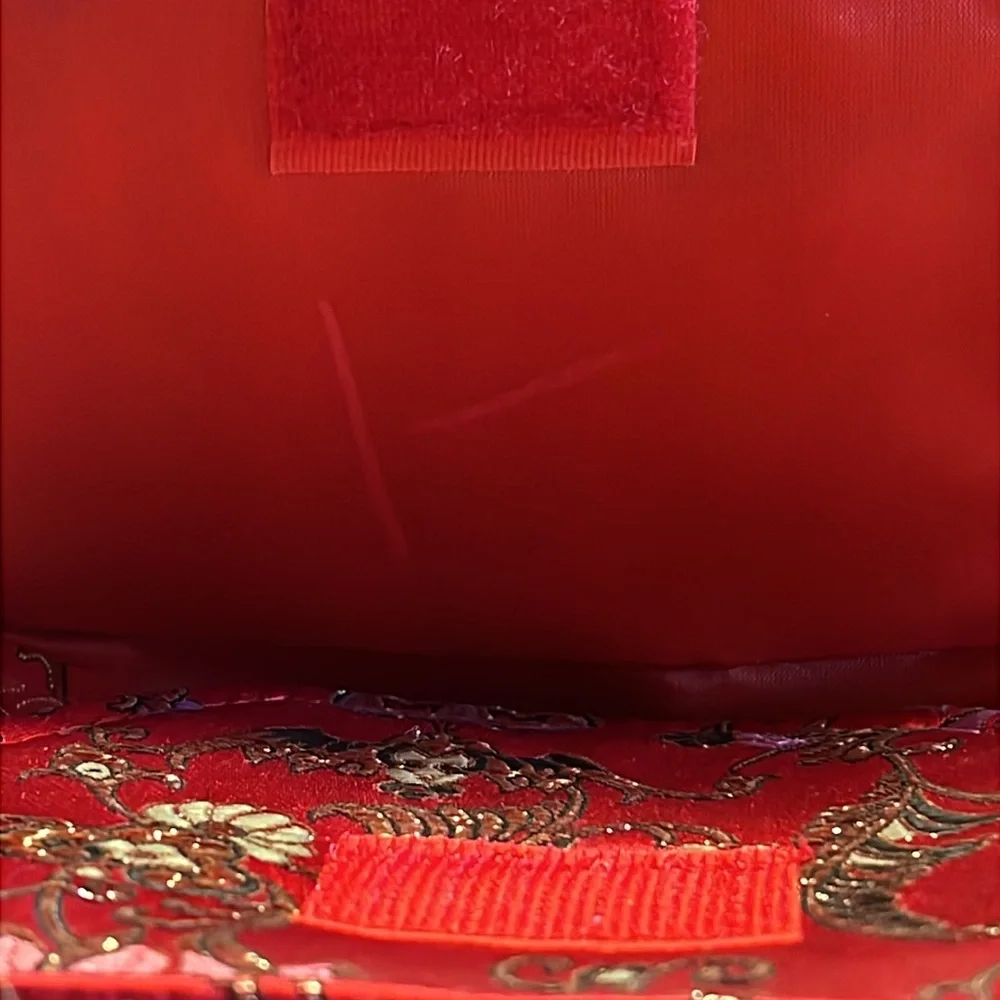 Novelty & Fun “Take Out” Purse - Picture 11 of 12